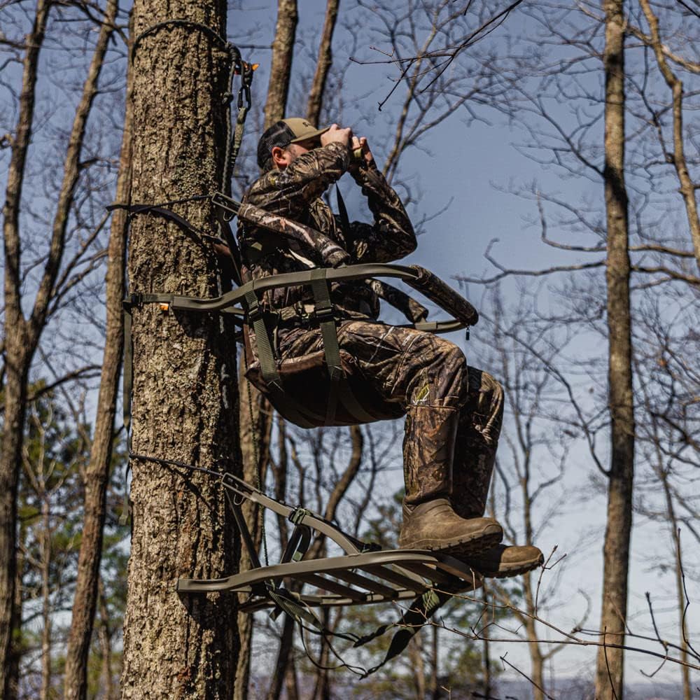 Climbing Treestand Q27439