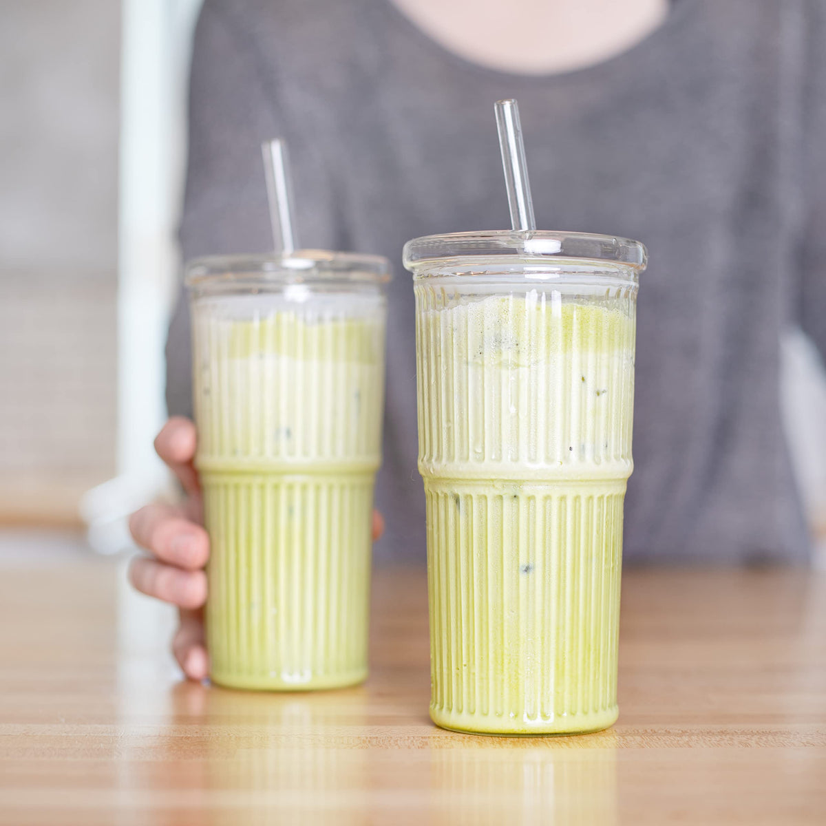 Glass Iced Coffee Cup with Lid and Straw, Set of 2 I658